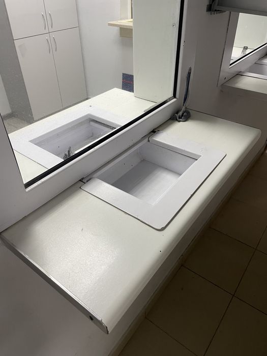 Віконний касовий блок, касова перегородка, вікно броньоване кулетривке