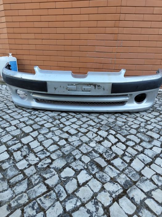 Para-choques frontal 106 gti