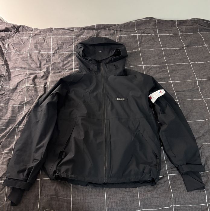 Продам нову куртку для сноубордингу Dope