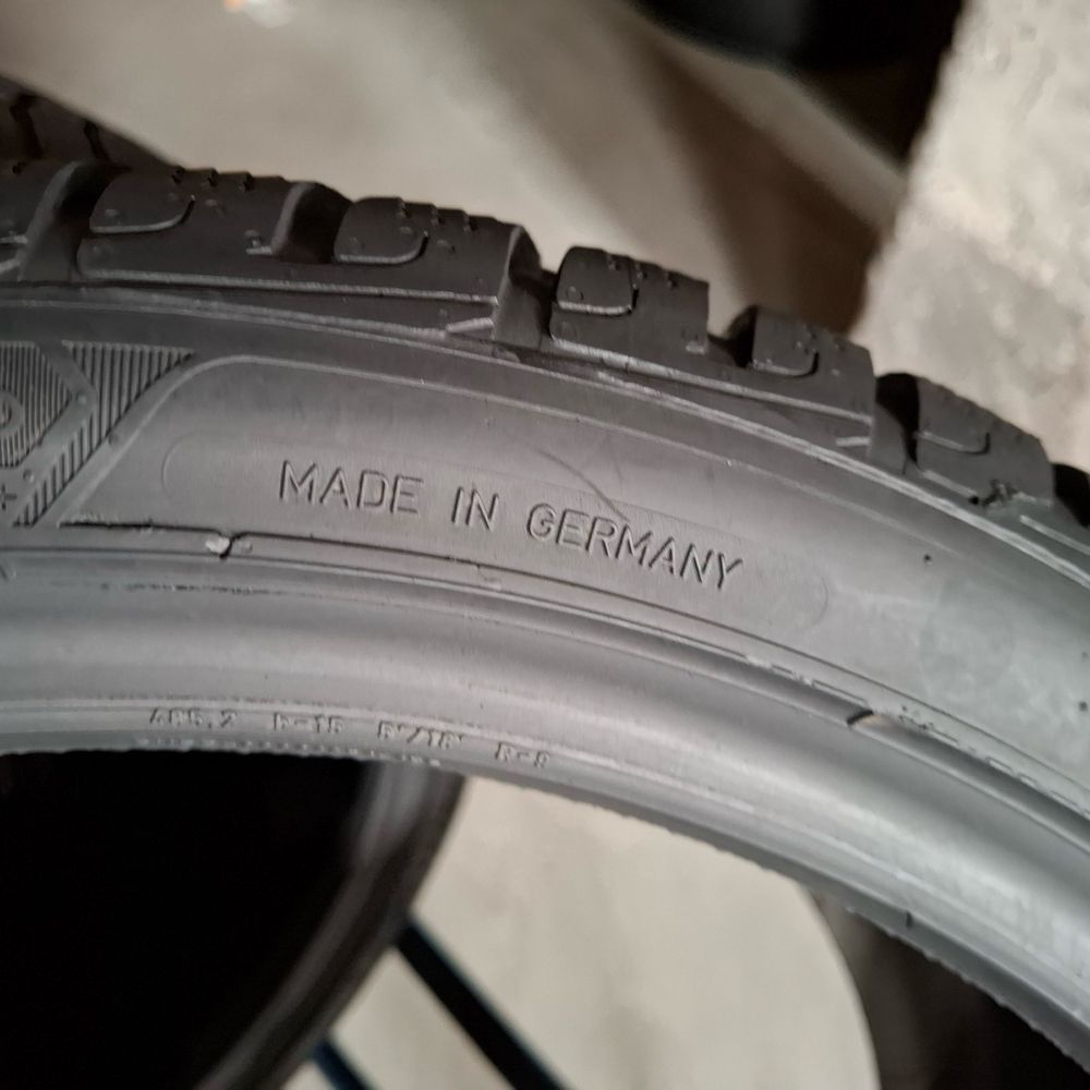 255/35/19+225/40/19 R19 Goodyear Ultra Grip Perfomance+ 4шт зима