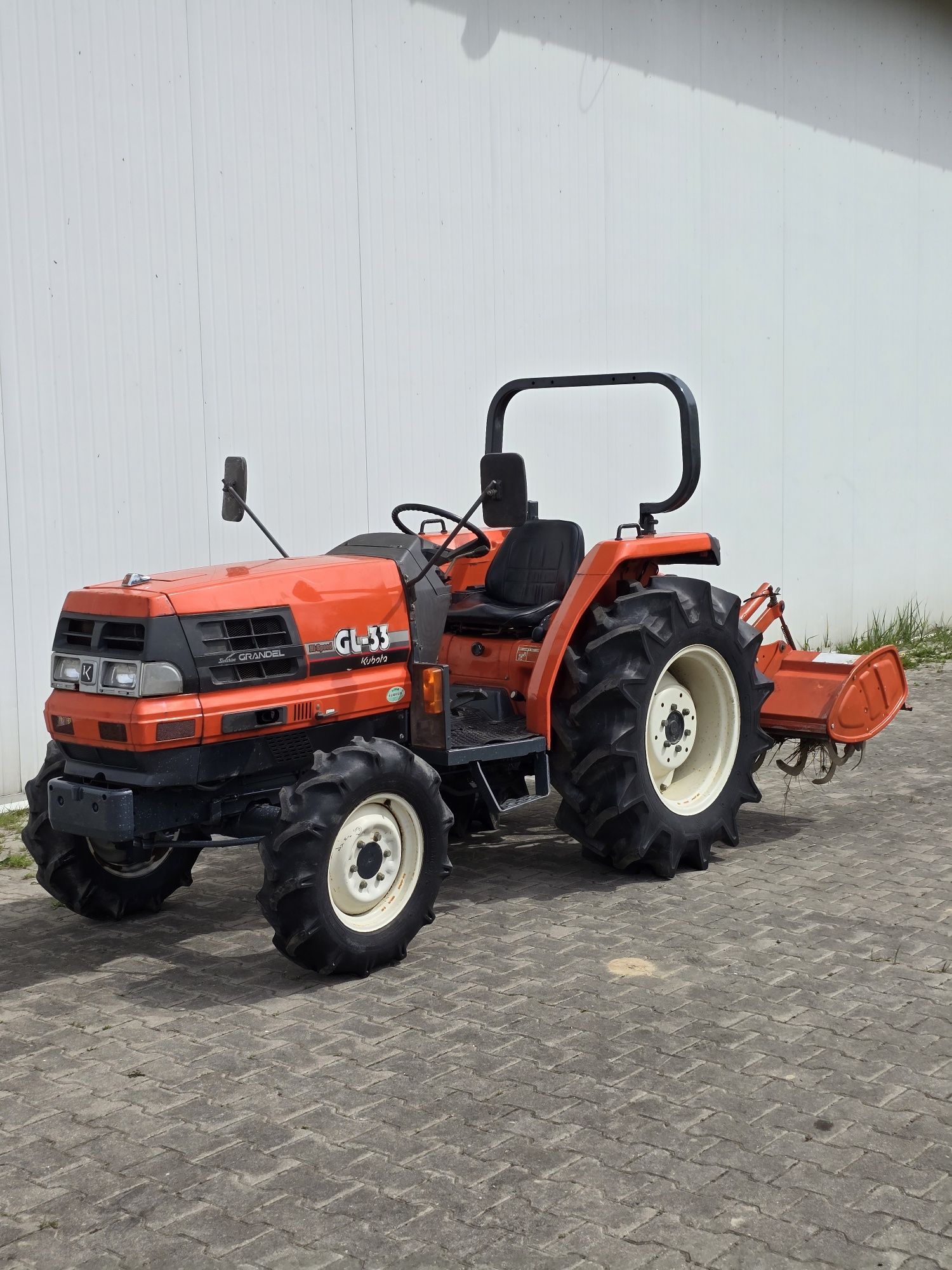 Traktor Japoński 4x4 KUBOTA GL-33 w zestawie z Glebogryzarka * Global