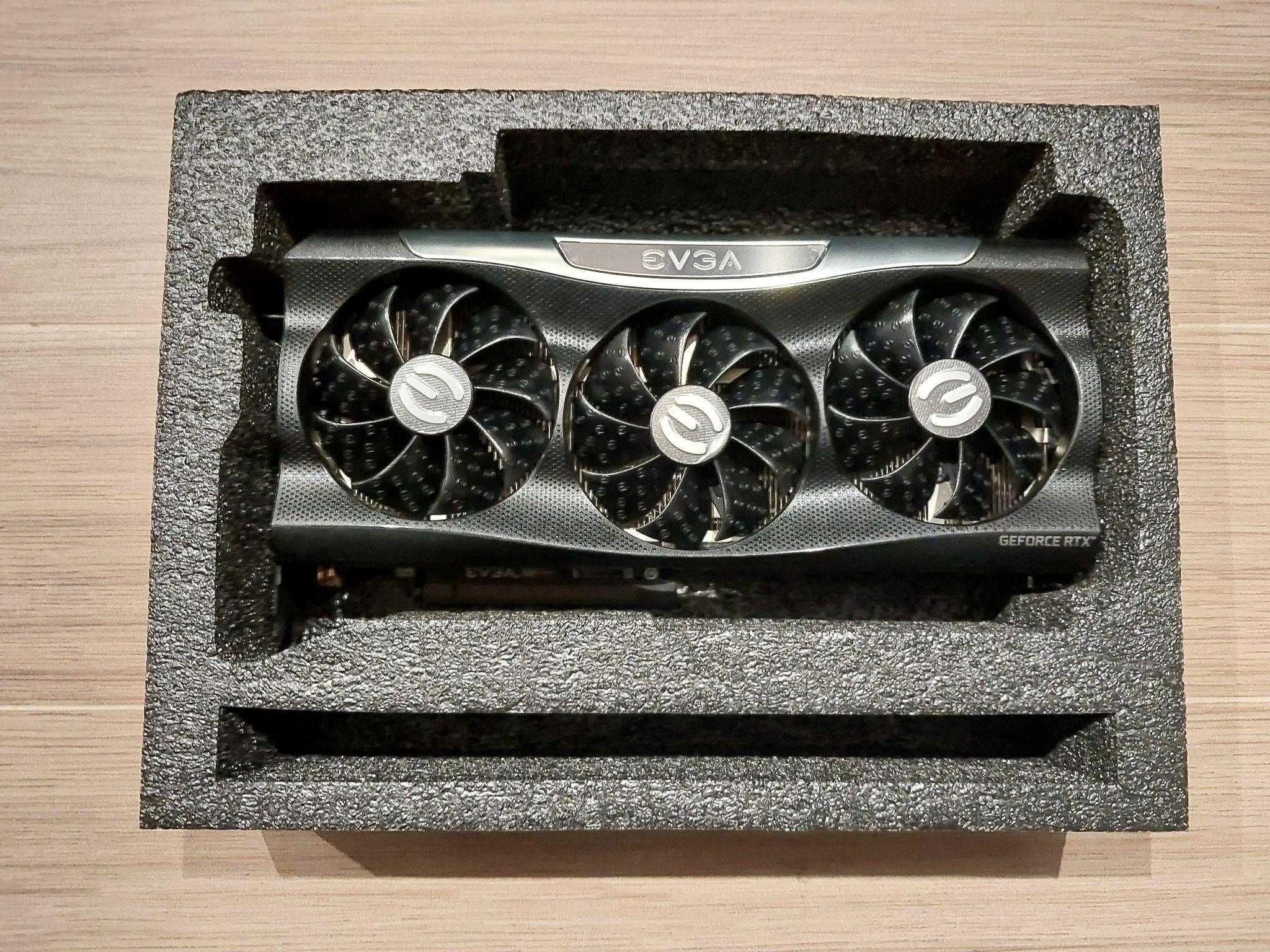 Placa Gráfica EVGA RTX 3090 Ultra Gaming 24GB FTW3 GDDR6X com Garantia