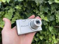 Casio Exilim EX-ZS5