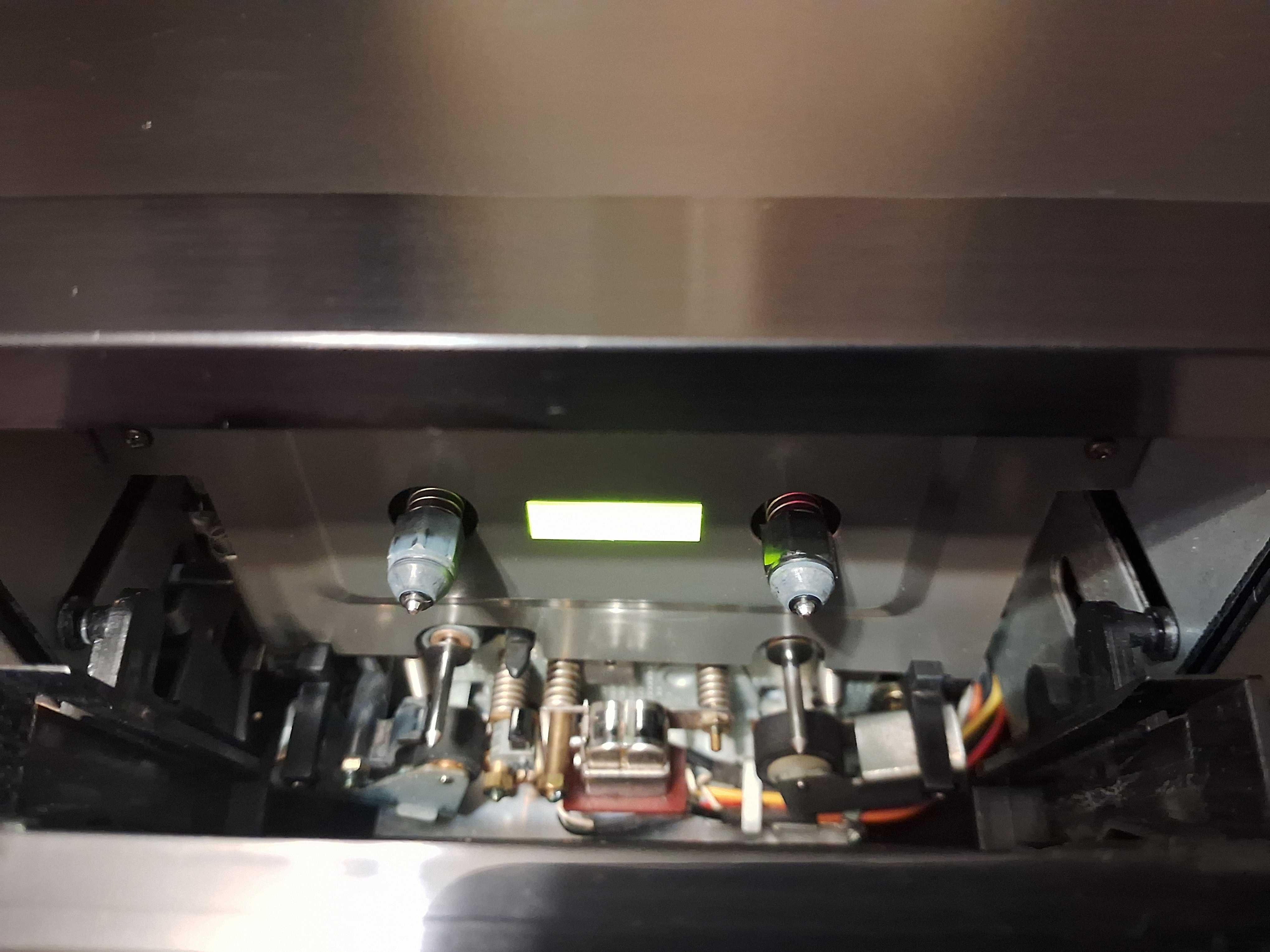 Denon DR-M 22 касетна дека