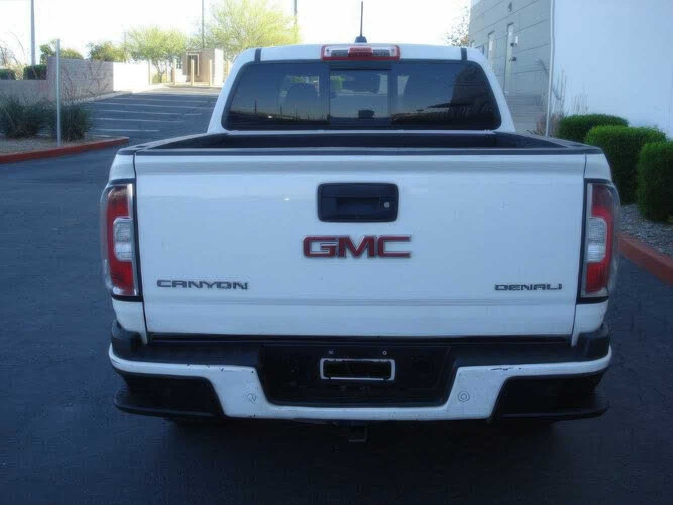 2020 GMC Canyon Denali Crew Cab RWD
