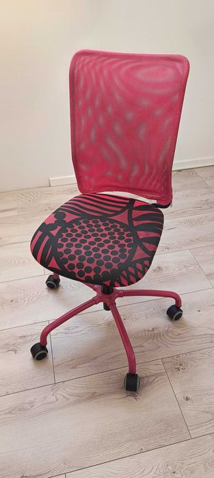 Krzesło biurowe fotel biurkowy różowy dziewczynka IKEA