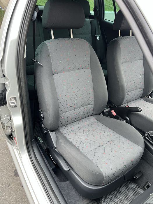 Шкода Октавія Тур 1.6МПІ