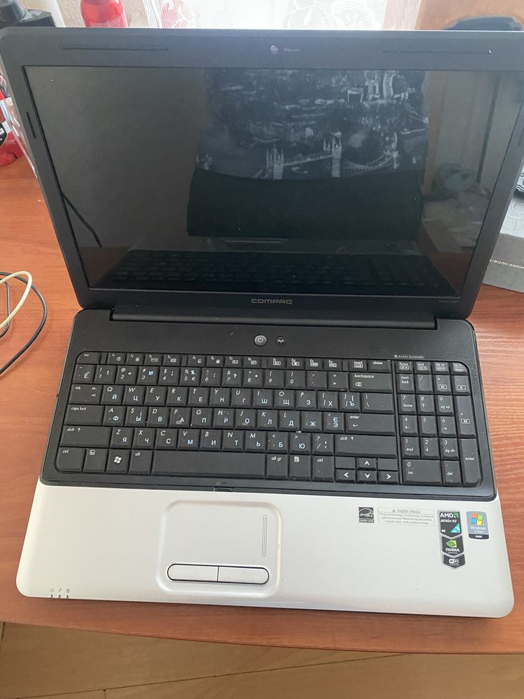 Ноутбук compaq sq 60