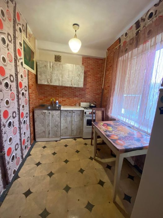 Аренда 2-комн. квартиры, ул. Парамонова