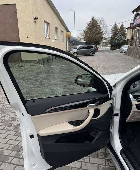 BMW X1 2021 G кузов