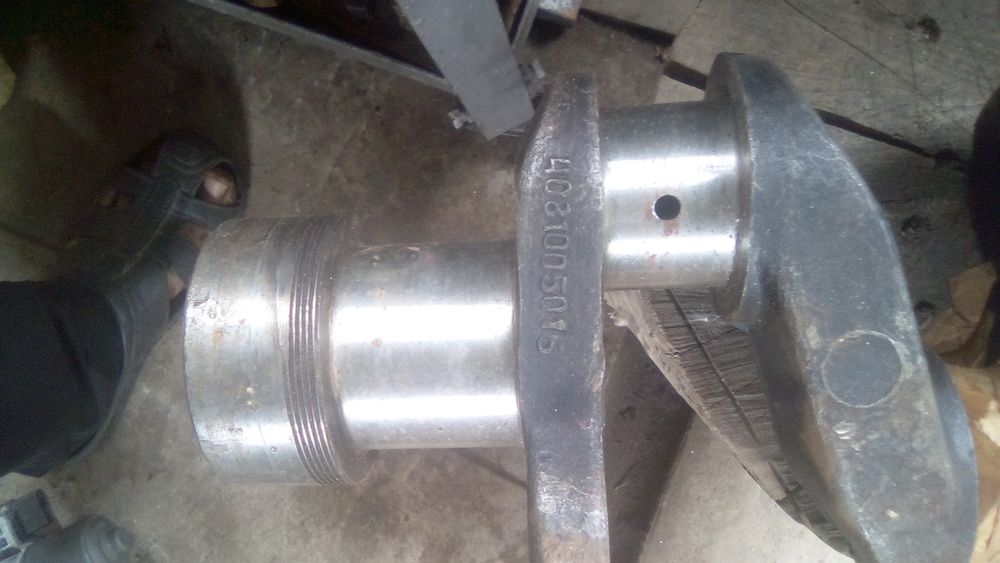 Коленвали на авто,.волга,шкода.
