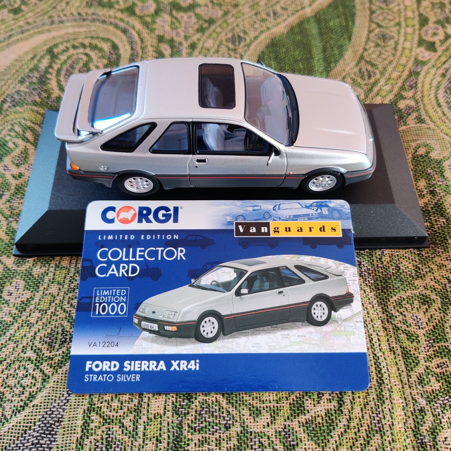 1:43 Ford Sierra XR4i Strato Silver – Corgi Vanguards