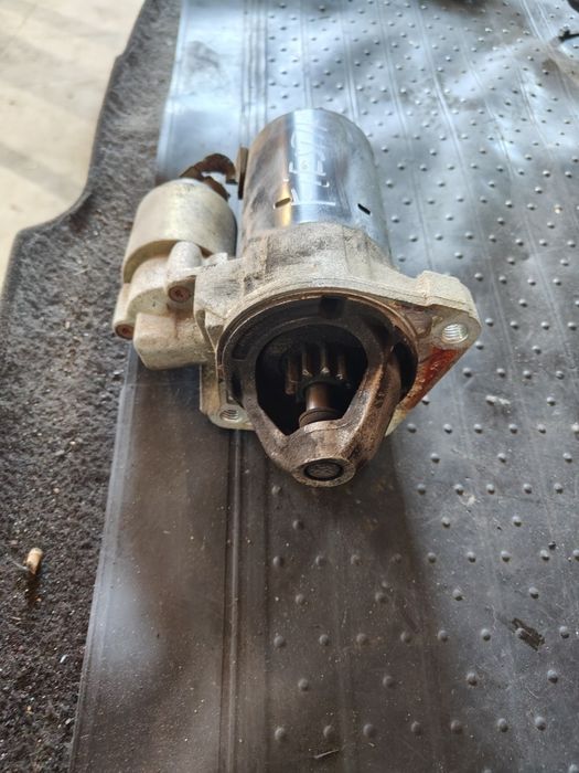 Rozrusznik Ford Fiesta mk6 benzyna