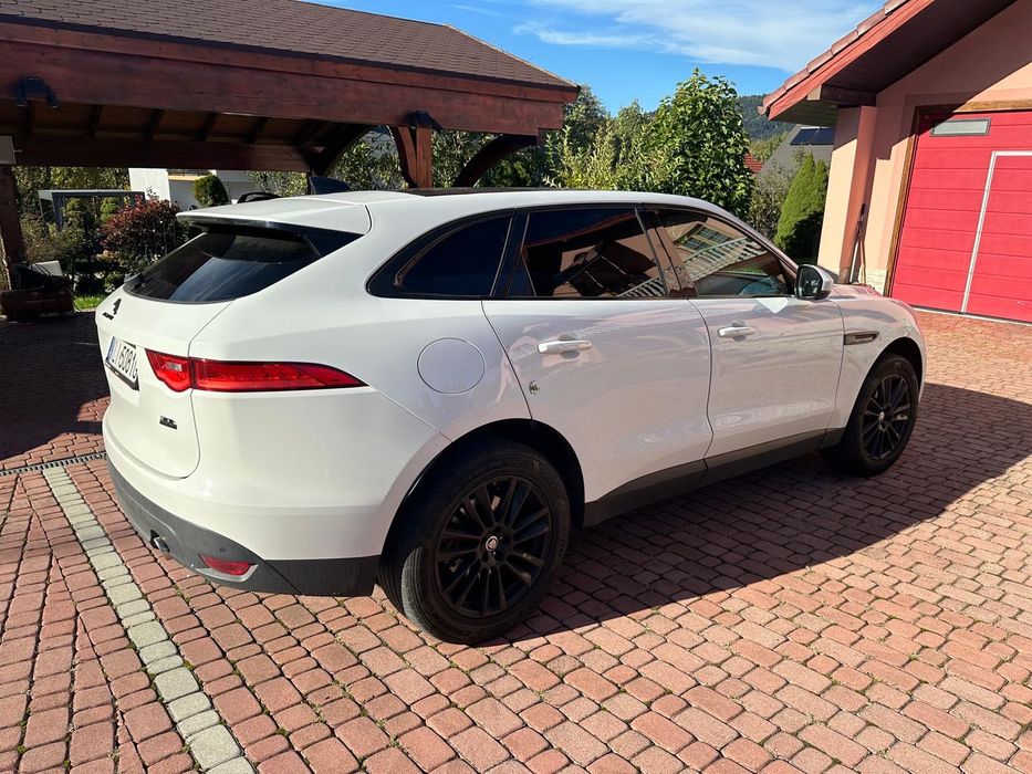 Jaguar F-Pace 30T 300km PRESTIGE