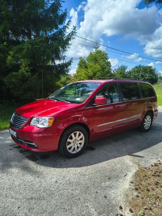 Chrysler Town & Country Chrysler Town & Country 2016 ostatni rok produkcji