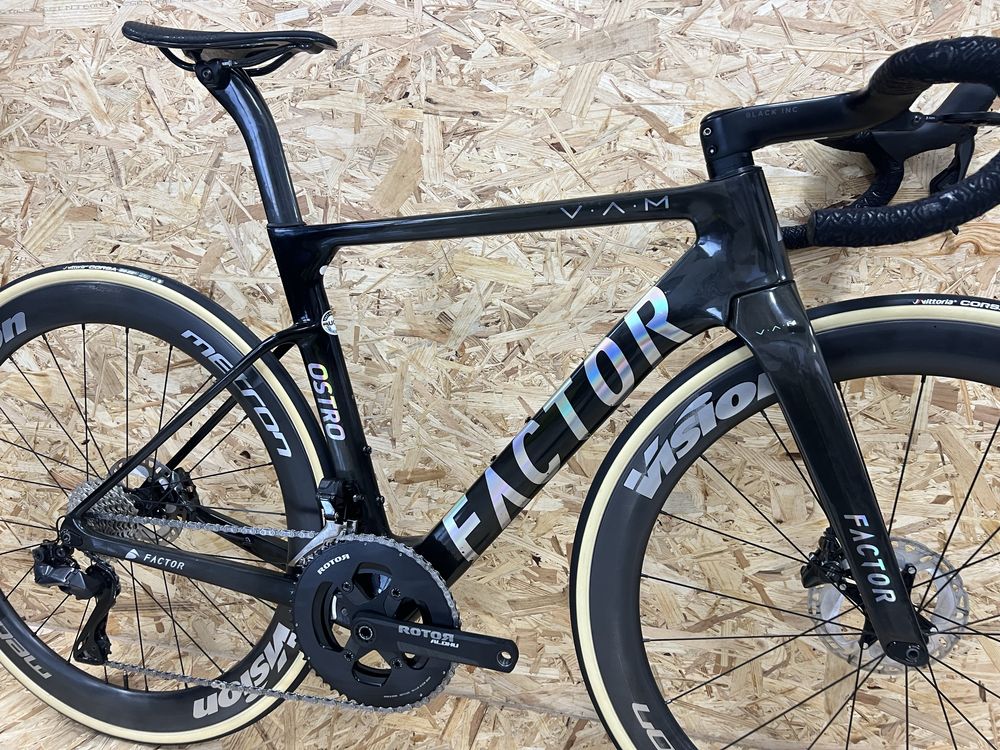 Bicicleta Factor Ostro Vam - Ultegra 12 - Rodas carbono