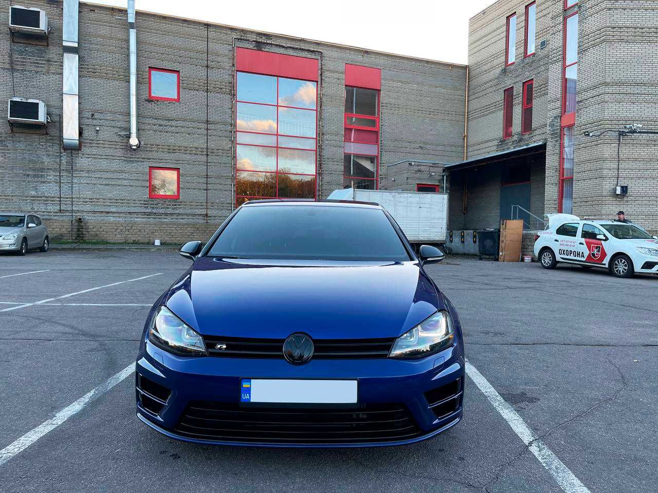 Продам Volkswagen Golf 7R полный привод 300 л.с.