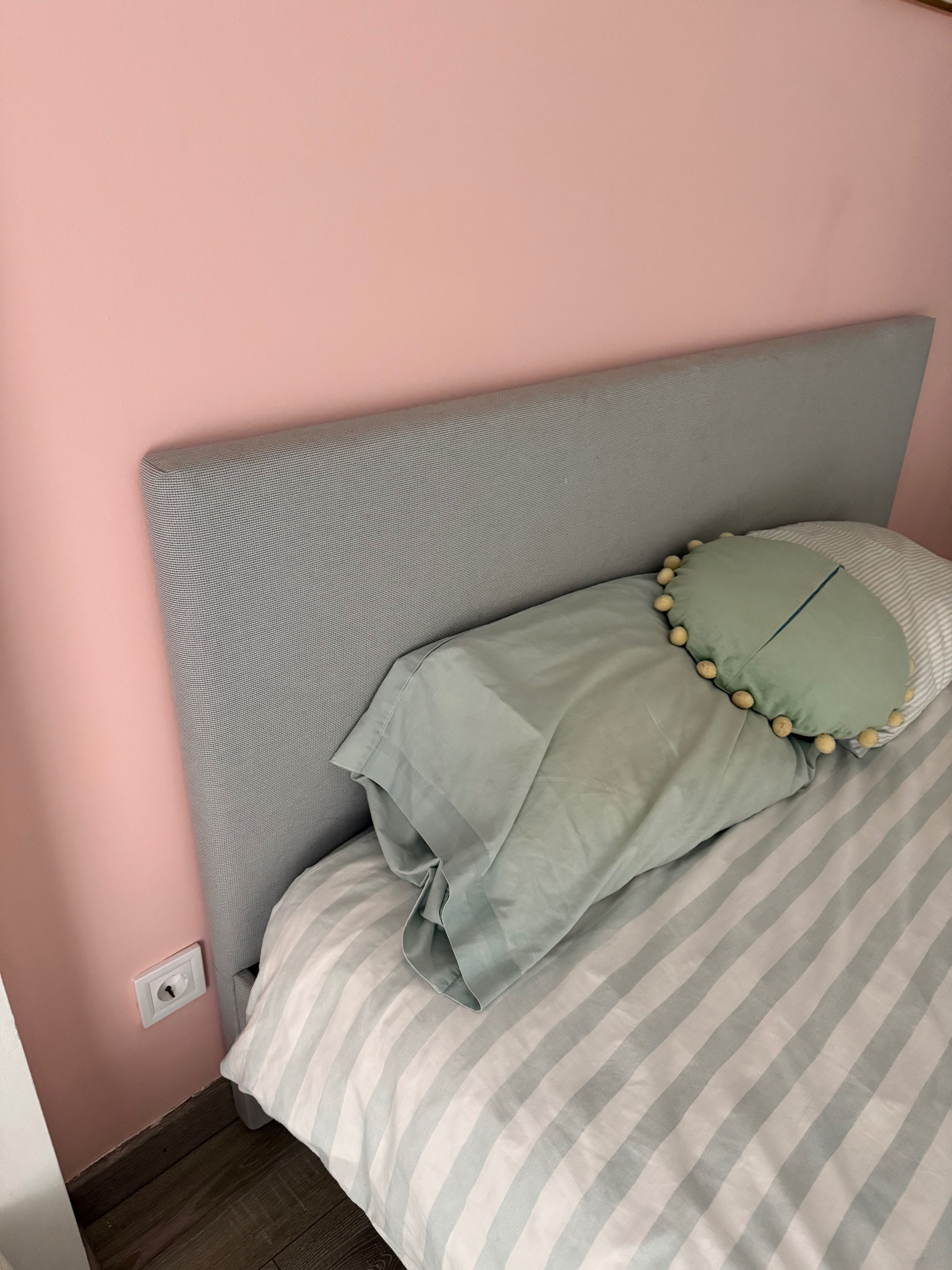 Cama de casal IKea 160x200