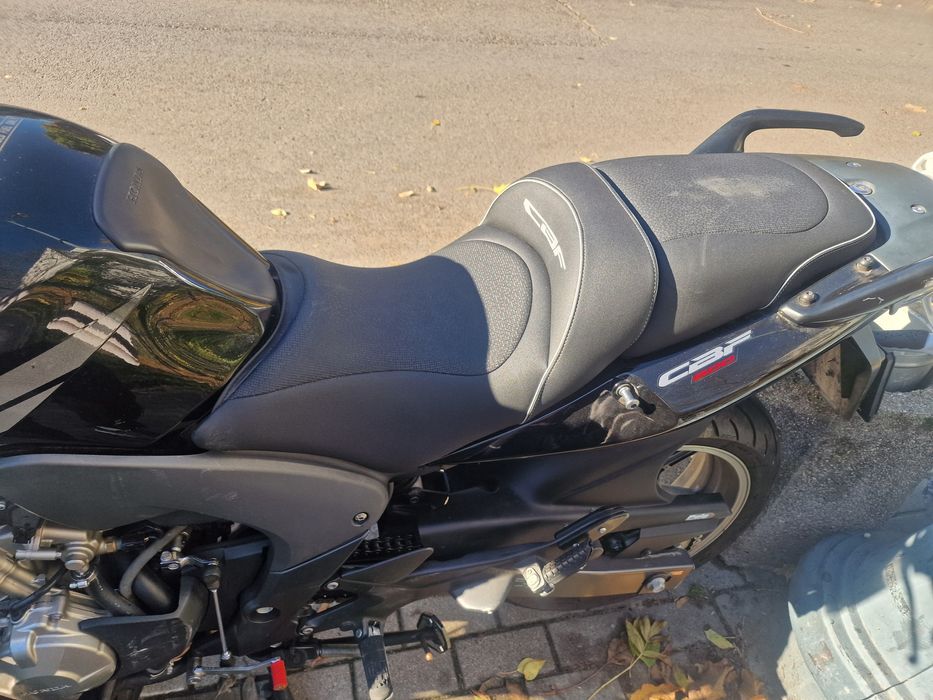 Honda cbf Na 600  z 2008 roku. Na wtrysku paliwa.