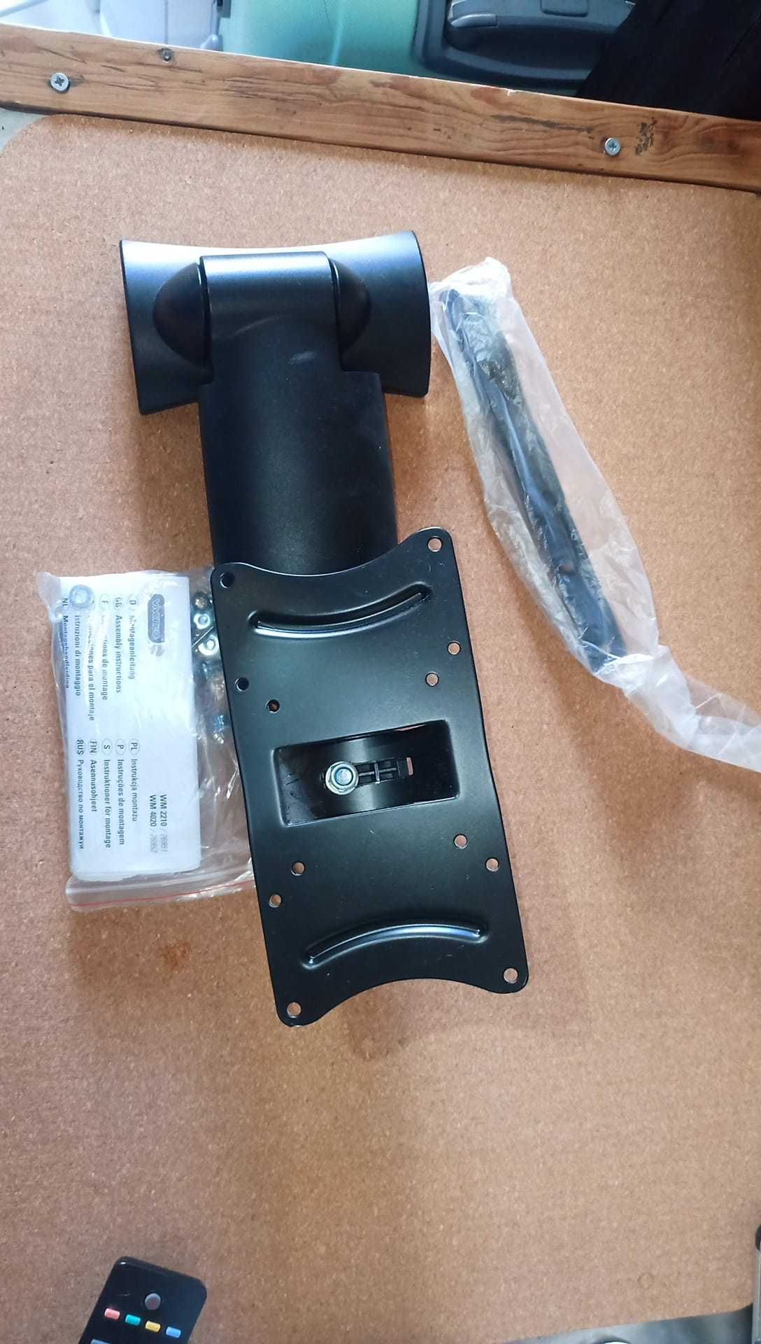 Suporte parede para Tv pequena