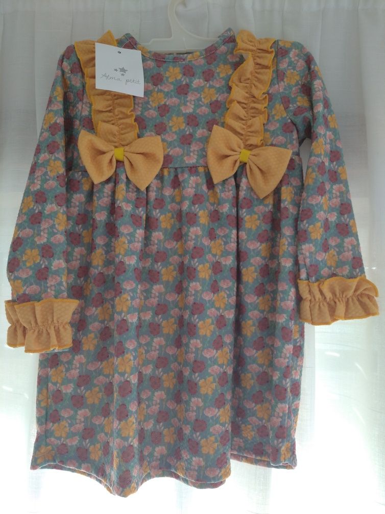Vestido novo da Alma Petit tamanho 5 anos