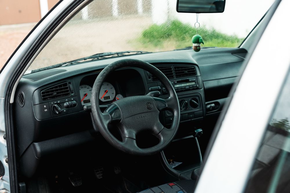 Volkswagen Golf III, 1.6 benzyna 75 km, gwint, daily.