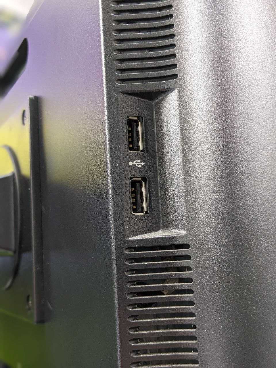 Компьютер = HP ProDesk 400 G3 USFF∎i5-7400T + монитор 19" HP E190i∎IPS