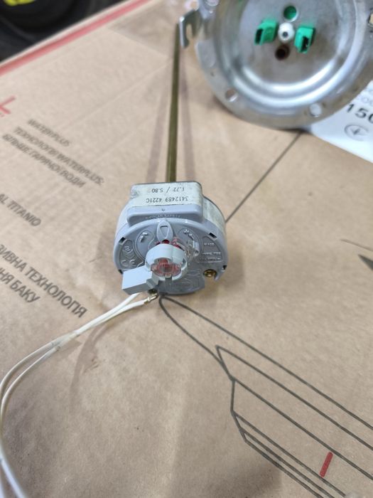 Термостат для бойлера арістон Ariston