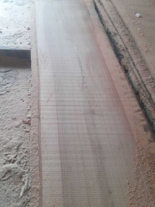 Добрий день.Подам дошку ясеня.ДОШКА СИРА.