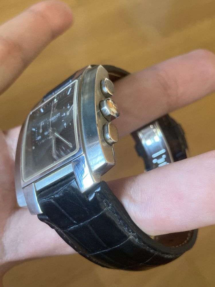 Tissot L875/975K – Chronograph Suíço