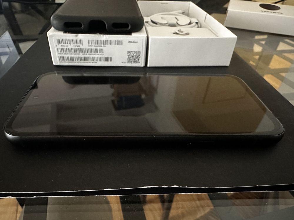 Pixel 8a com capa original