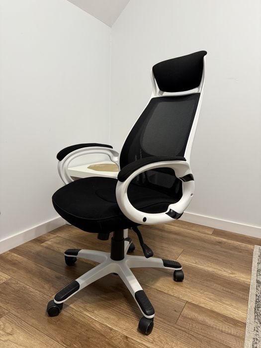 Fotel biurowy stan bardzo dobry!!