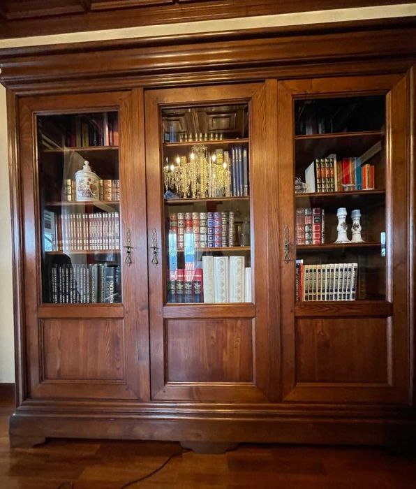 Mobiliário estilo Louis Philippe