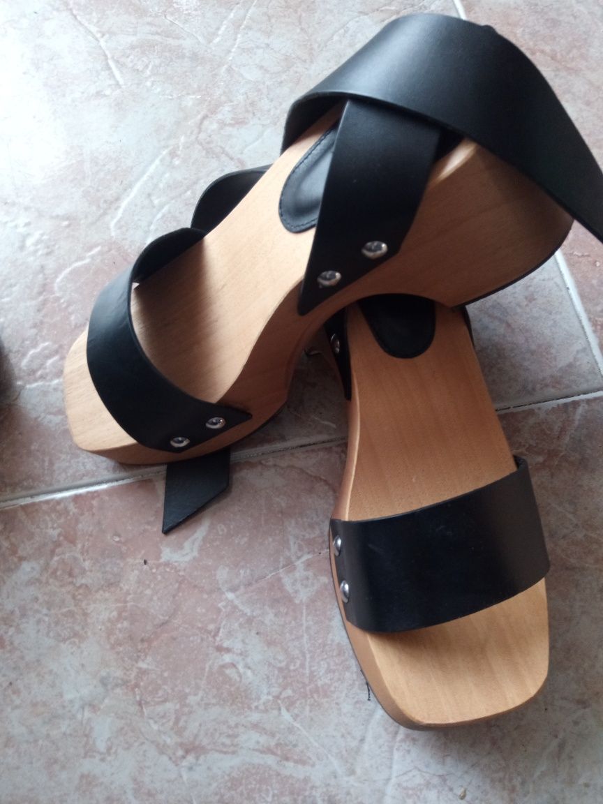 Sandálias da Zara