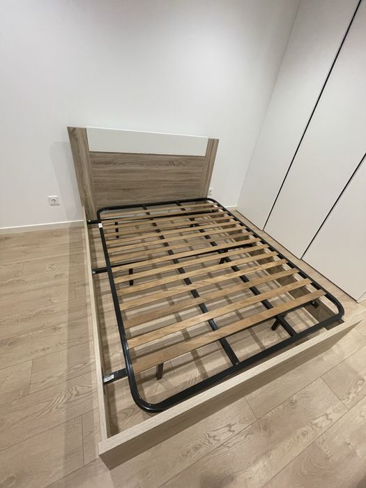 Cama e colchão 195x150