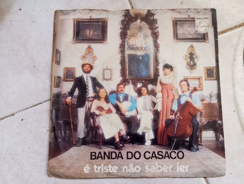 Banda Do Casaco -A que É Triste Saber Ler/Canto De Amor Trabalho RARO