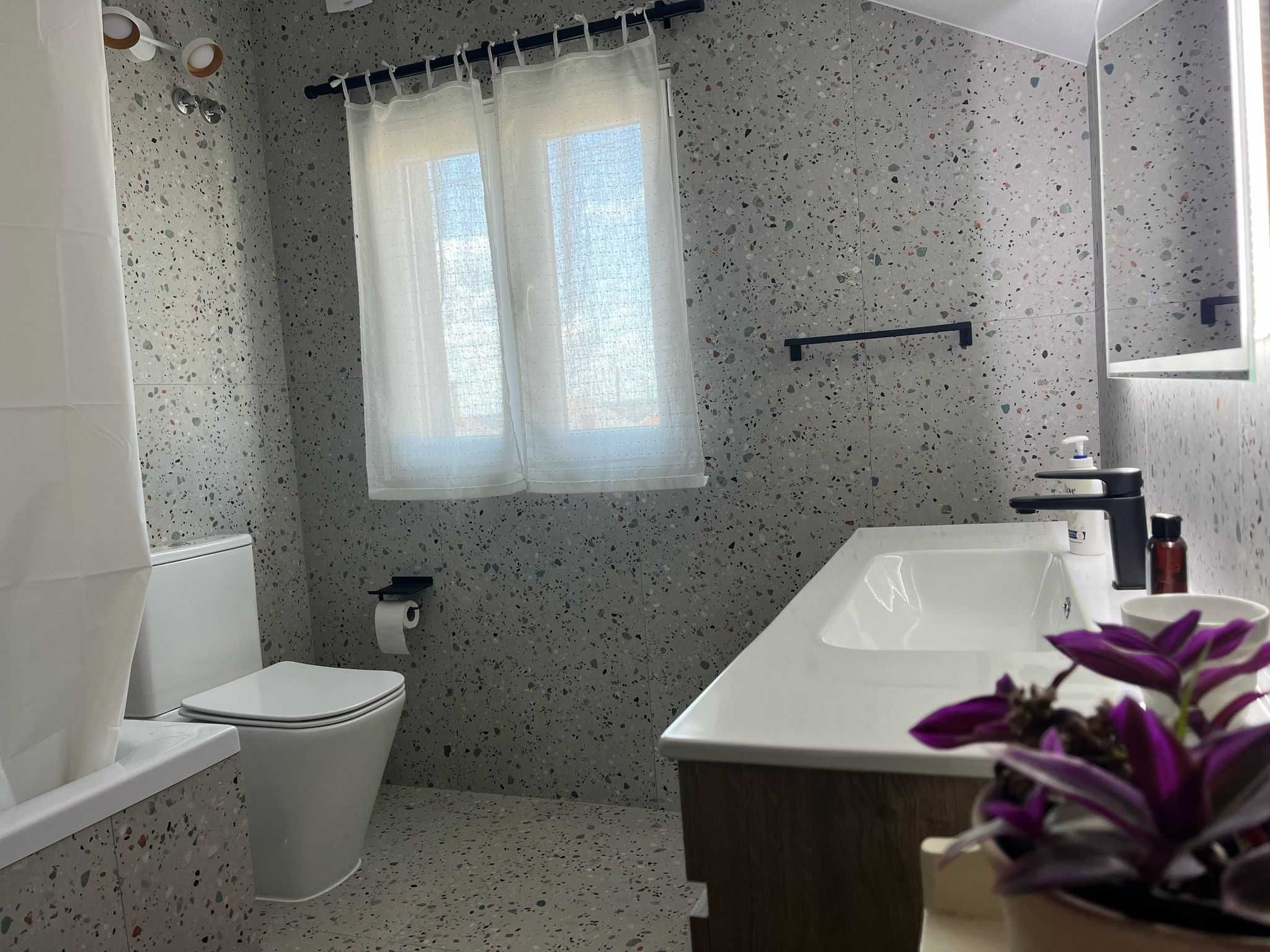 Moradia T4 c/ 2 WC Renovada no Cadaval a 50 min de Lisboa