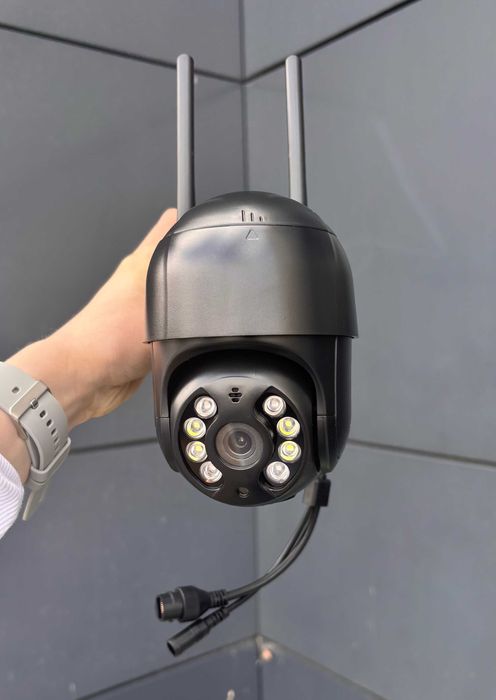 Наружная IP WiFi Камера видеонаблюдения повороная iCsee 4мп Черная А8