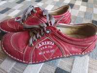 Buty Carinii r 39