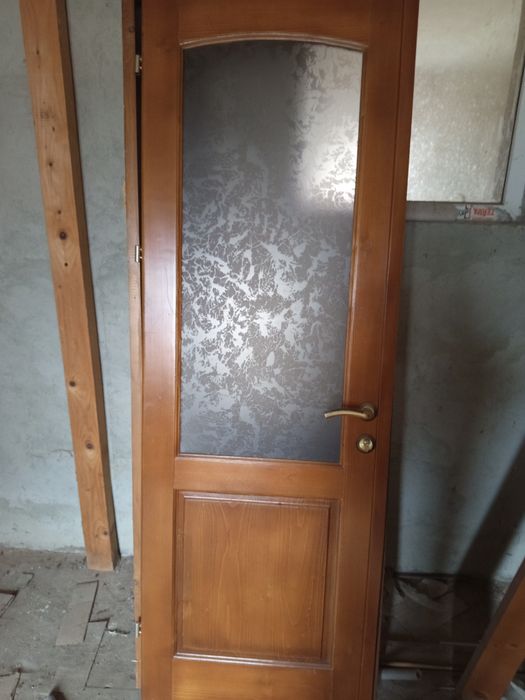 Продам двері соснові якісні