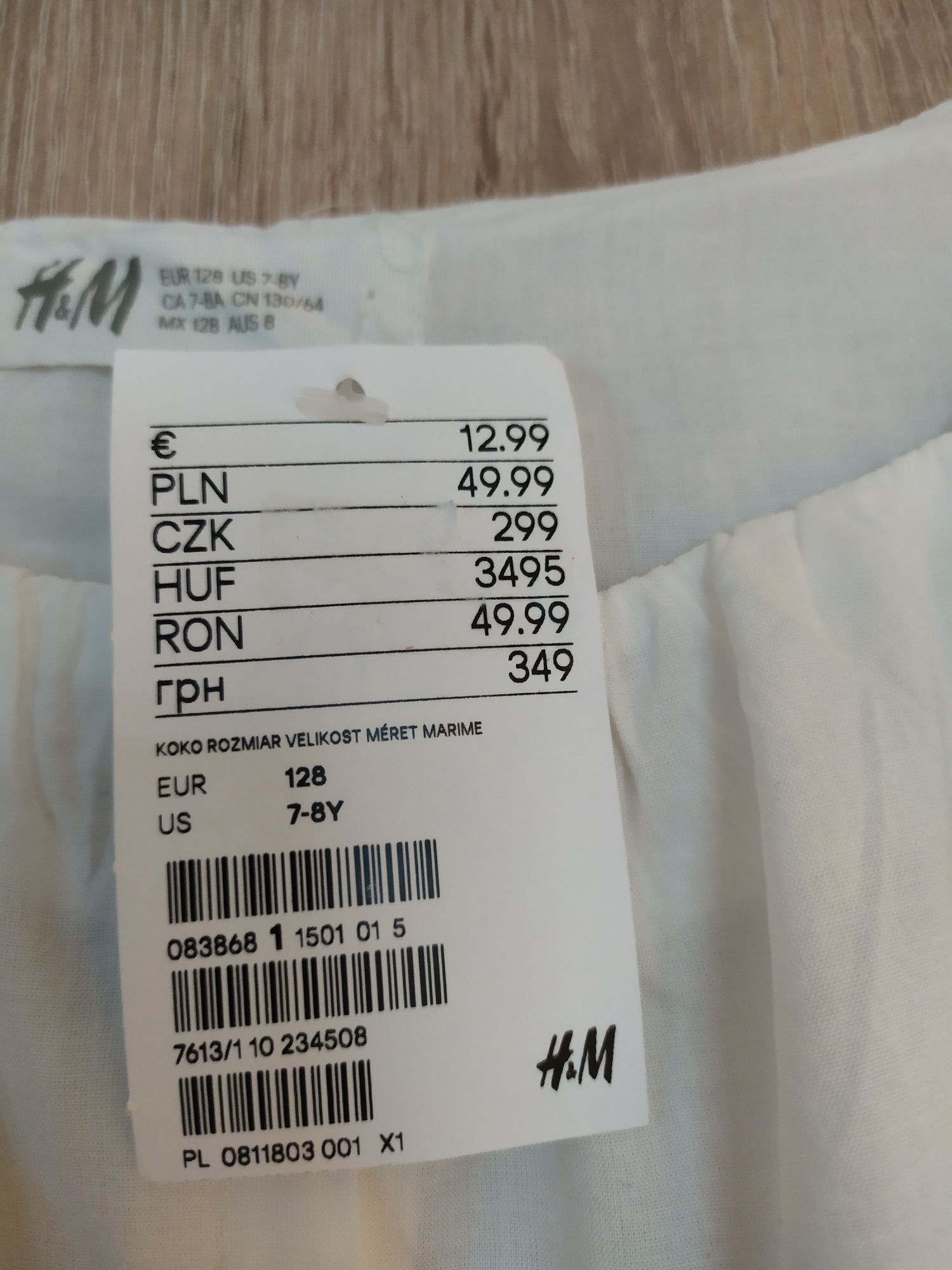 Sprzedam bluzeczkę H&M r.128