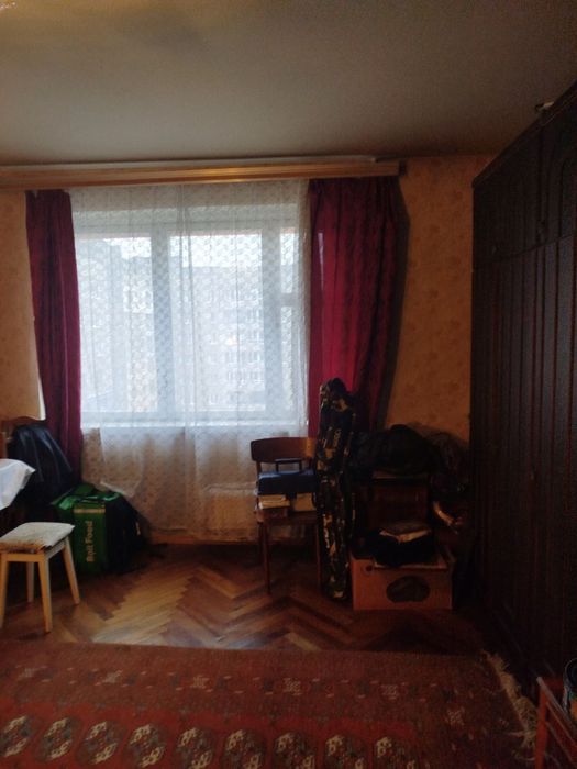 Продаж 3-кім кв по вул Коломийська ( Сихів )
