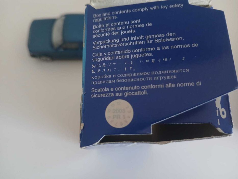 Range Rover 1/43 Burago