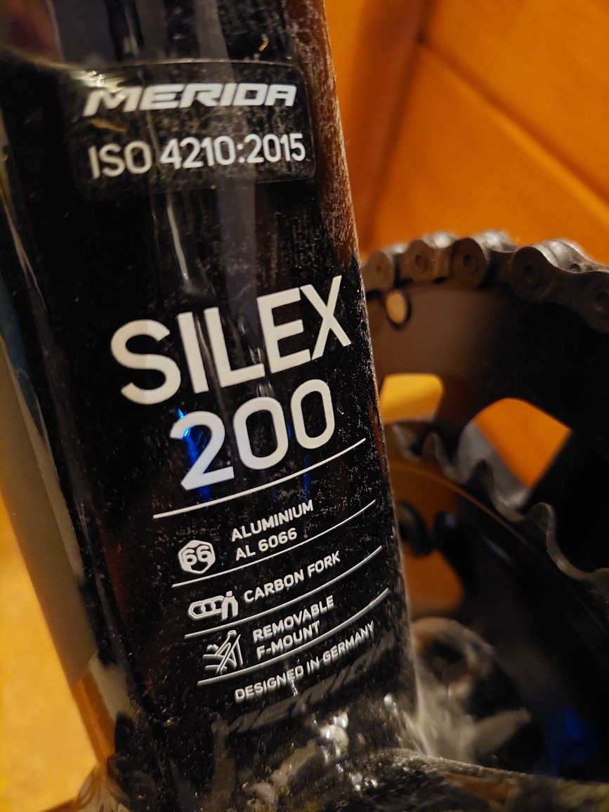 Rower Gravel Merida SILEX 200.