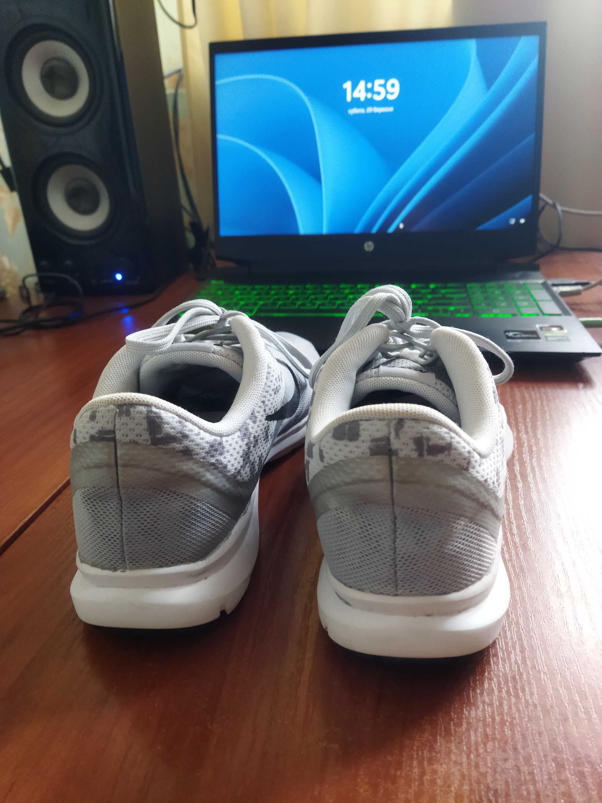 Кросівки Nike FLEX TRAINER