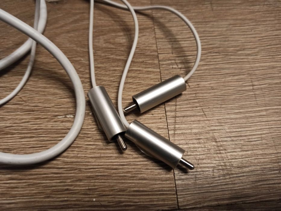 Oryginalny kabel Apple A1258 Composite AV do iPhone