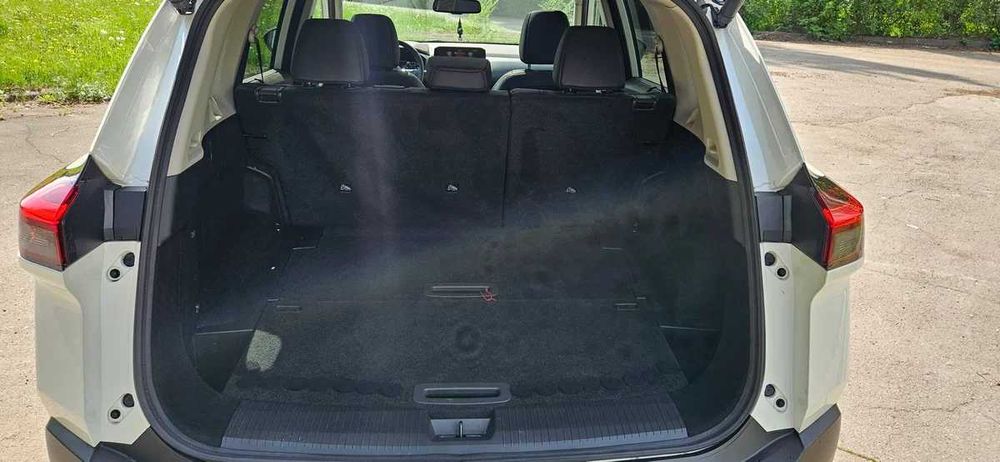 Nissan Rogue Т33 кузов 2.5 бензин  SL з НДС