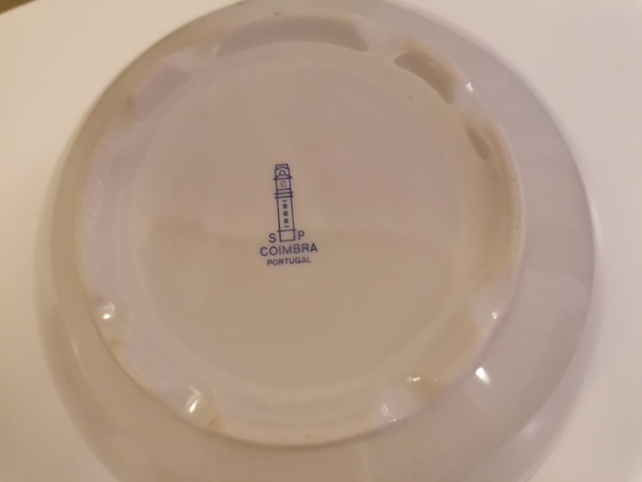 Louças da marca  Coimbra,, desde