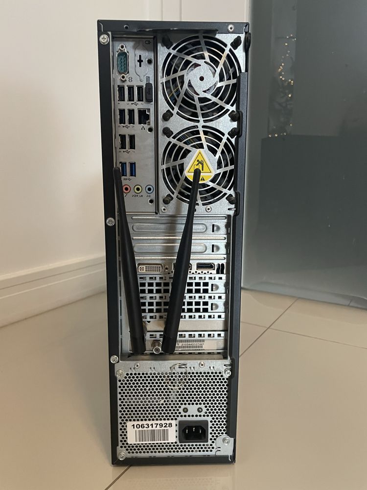 Komputer LENOVO thinkstation c30