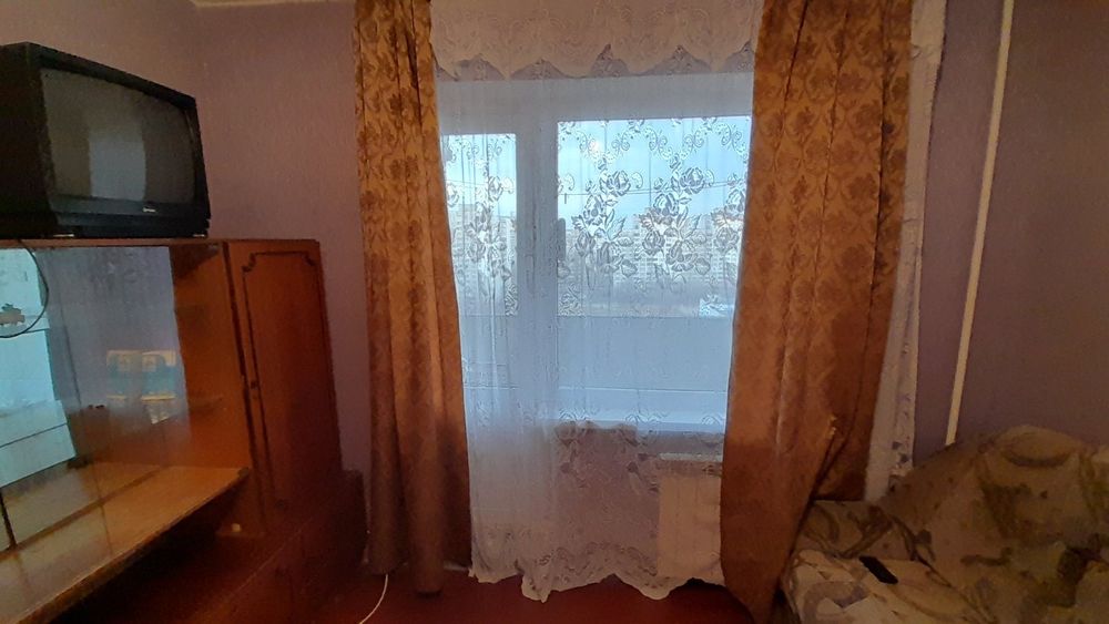 Сдам комнату без хоз.М.Харьковская,для женщины  3000 грн